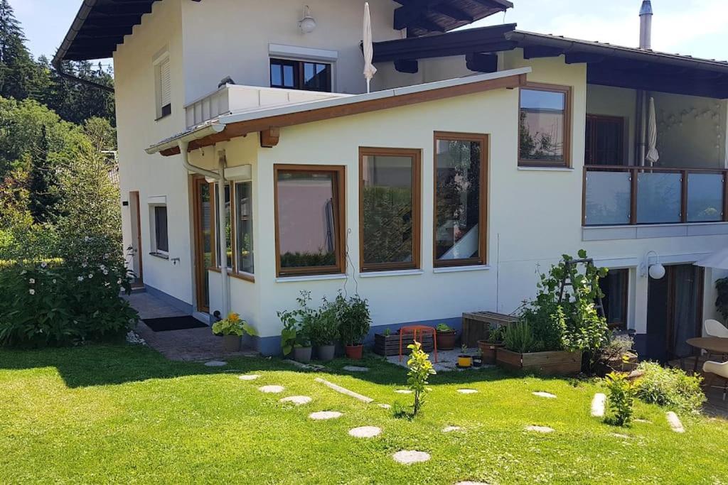 Wohnung Mit Balkon In Velden - Appartment Berge Bytilly 벨덴암워스에르시 외부 사진
